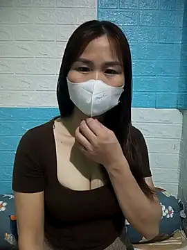 Donatella28 online show from April 1, 2026, 2:36 pm