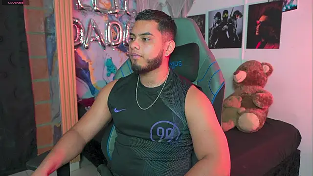 Tiler wolker online show from March 12, 2026, 2:50 am