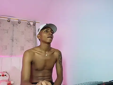 Andrea leo10 online show from November 12, 2025, 3:12 pm