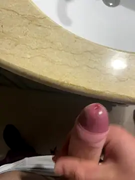 pakyyyyyyyyy online show from October 27, 2025, 7:40 pm