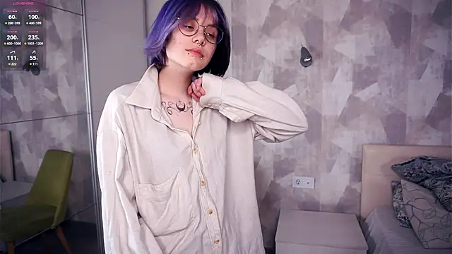 KellePourier online show from November 6, 2025, 5:36 pm