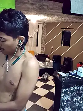 SkinniYamo online show from March 28, 2026, 3:50 am