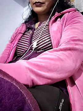 Snapshot of Hot-Rubyy chatting on February 7, 2026, 5:05 pm Hot-Rubyy online show from February 7, 2026, 5:05 pm