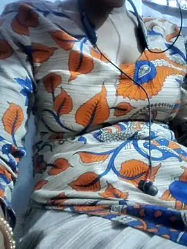 Snapshot of Hot-Rubyy chatting on March 28, 2026, 3:00 pm Hot-Rubyy online show from March 28, 2026, 3:00 pm