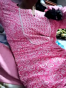 Snapshot of Hot-Rubyy chatting on March 31, 2026, 6:19 pm Hot-Rubyy online show from March 31, 2026, 6:19 pm