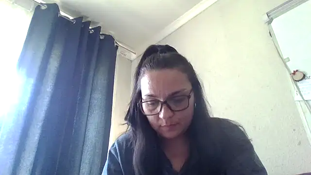 Snapshot of lilMissMarli chatting on March 10, 2026, 9:36 am lilMissMarli online show from March 10, 2026, 9:36 am