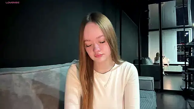 SecretGerl baby2007 online show from January 15, 2026, 3:05 pm