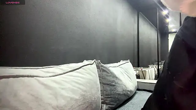 SecretGerl baby2007 online show from January 16, 2026, 3:05 pm