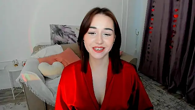 MakeYoueHappy online show from March 12, 2026, 3:34 am