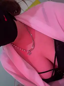 Soso-bigass online show from April 12, 2026, 10:26 pm