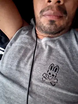 sanz957 online show from April 13, 2026, 12:38 am