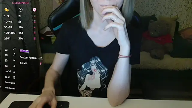 Snapshot of _Alisa_Allison_ chatting on October 28, 2025, 2:31 pm  Alisa Allison  online show from October 28, 2025, 2:31 pm