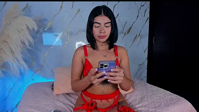 Julig01 online show from November 22, 2025, 1:59 am