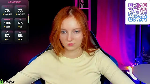 Snapshot of AngelWisee chatting on January 11, 2026, 2:49 am AngelWisee online show from January 11, 2026, 2:49 am