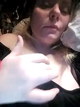 Lana-murr online show from December 22, 2025, 8:17 pm