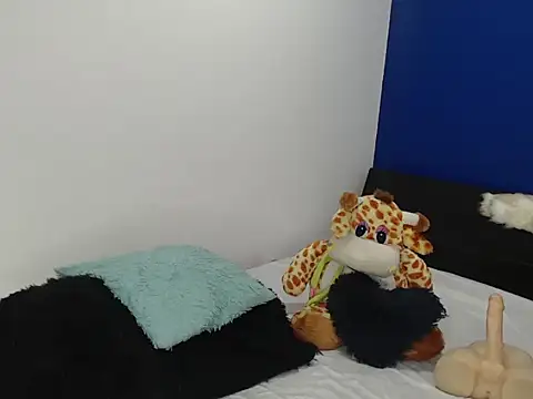 EmmilyConnor online show from March 9, 2026, 2:21 pm