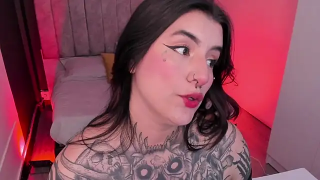 mia jagger online show from March 31, 2026, 9:26 pm