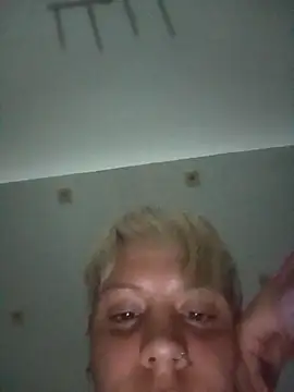 Snapshot of kellyMatsumoto chatting on October 27, 2025, 6:12 pm kellyMatsumoto online show from October 27, 2025, 6:12 pm