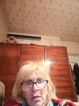 Georgette466 online show from April 12, 2026, 3:39 pm