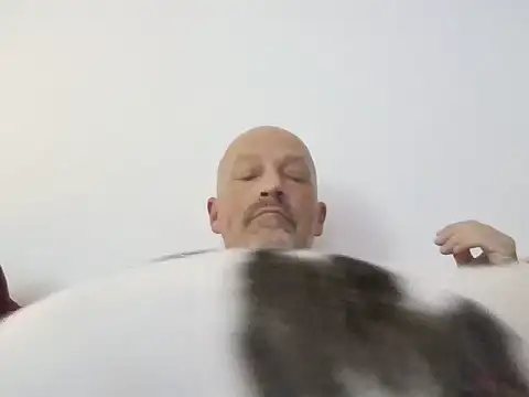 Snapshot of ExtraSweet chatting on October 27, 2025, 8:57 pm ExtraSweet online show from October 27, 2025, 8:57 pm