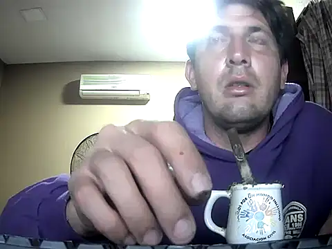 calitox1995 online show from October 31, 2025, 6:03 am