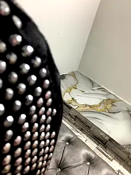 Kim Luna1 online show from December 14, 2025, 9:08 pm