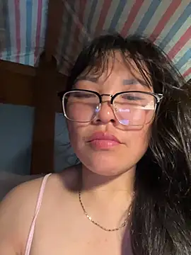 heodat-sexx online show from May 17, 2026, 5:49 am