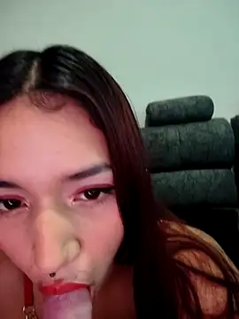 Snapshot of Sophie_tomsonp chatting on October 28, 2025, 1:03 pm Sophie tomsonp online show from October 28, 2025, 1:03 pm