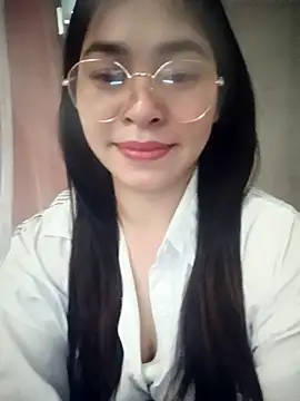 Bamboo-niee123 online show from February 24, 2026, 8:18 pm