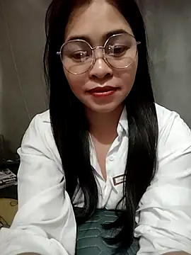 Bamboo-niee123 online show from April 10, 2026, 4:01 pm