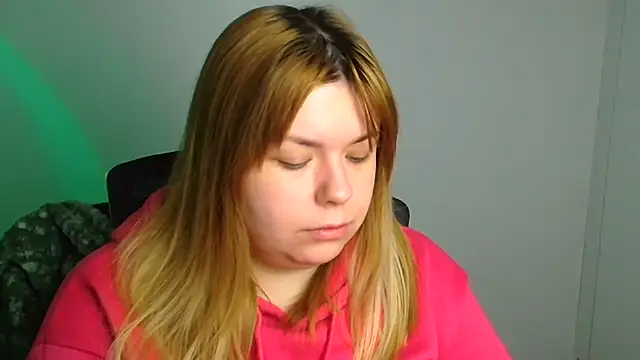 SusannaNight online show from February 6, 2026, 6:51 am