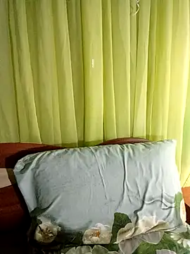 Snapshot of Esenia505 chatting on March 9, 2026, 2:48 am Esenia505 online show from March 9, 2026, 2:48 am