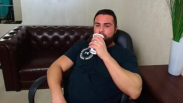 HayesWood online show from January 16, 2026, 5:44 am