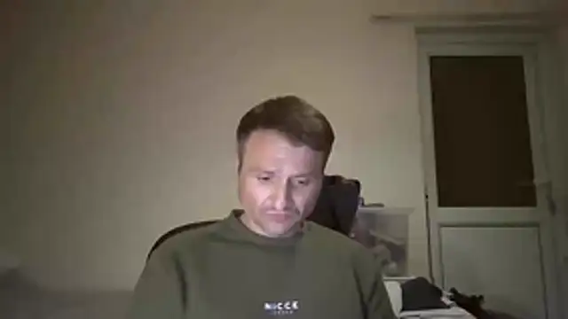 Snapshot of Caliguy36 chatting on June 5, 2026, 1:34 am Caliguy36 online show from June 5, 2026, 1:34 am