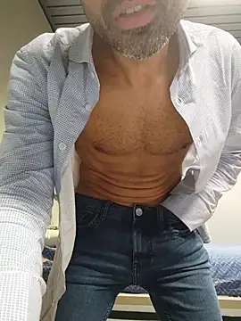 panco pillo online show from November 10, 2025, 5:45 pm