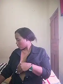 Diosa339 online show from November 28, 2025, 1:58 pm