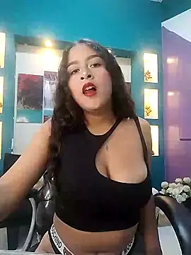 gygyfox online show from January 7, 2026, 7:38 pm