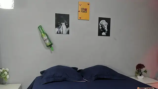 sexynova 93 online show from March 19, 2026, 7:29 pm