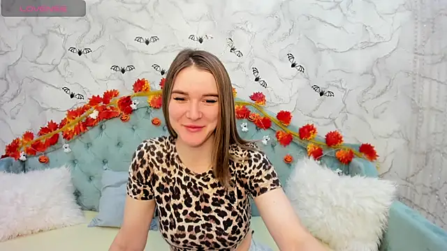 Snapshot of AriaAmaren chatting on October 29, 2025, 11:50 pm AriaAmaren online show from October 29, 2025, 11:50 pm