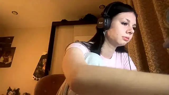 AnGallo online show from November 17, 2025, 6:14 pm