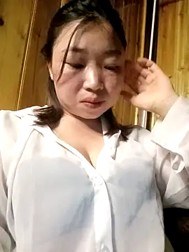 julybe online show from April 2, 2026, 3:31 pm