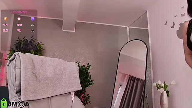 SidneyPuff online show from April 6, 2026, 5:19 am