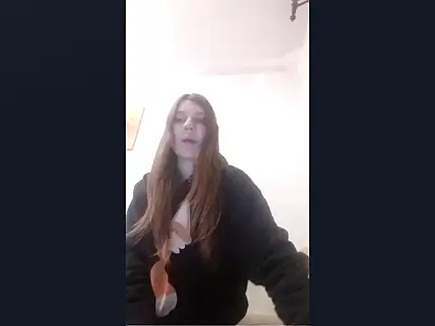 Zizi Zuzu online show from October 29, 2025, 7:15 pm