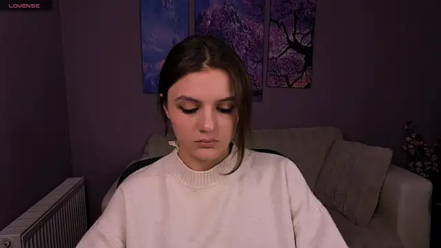 lisa dark  online show from January 19, 2026, 10:41 am