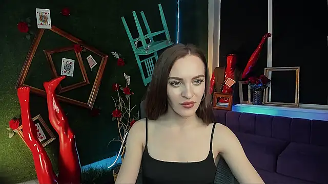 Snapshot of EdnaThomus chatting on November 11, 2025, 4:51 pm EdnaThomus online show from November 11, 2025, 4:51 pm