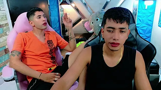 darwinandbrayann online show from November 26, 2025, 3:29 am