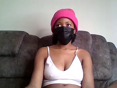 marefentse online show from November 3, 2025, 9:32 am