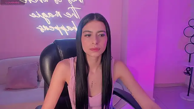 BellaConnorX online show from March 23, 2026, 5:33 am