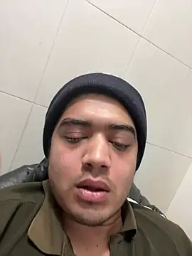 FlashyOcean53 online show from January 8, 2026, 11:51 pm