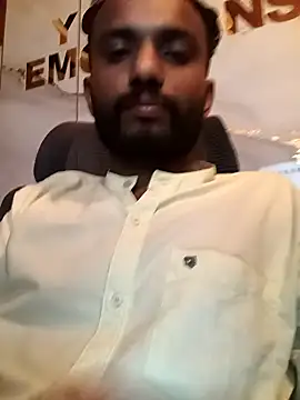 Advance01 online show from November 7, 2025, 7:14 pm